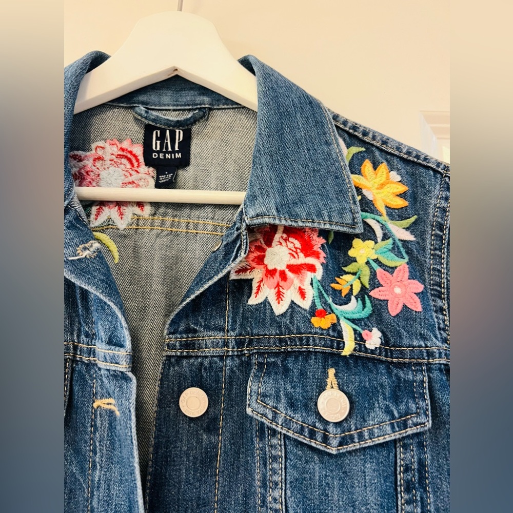 Jacket - Picture 3 of 4